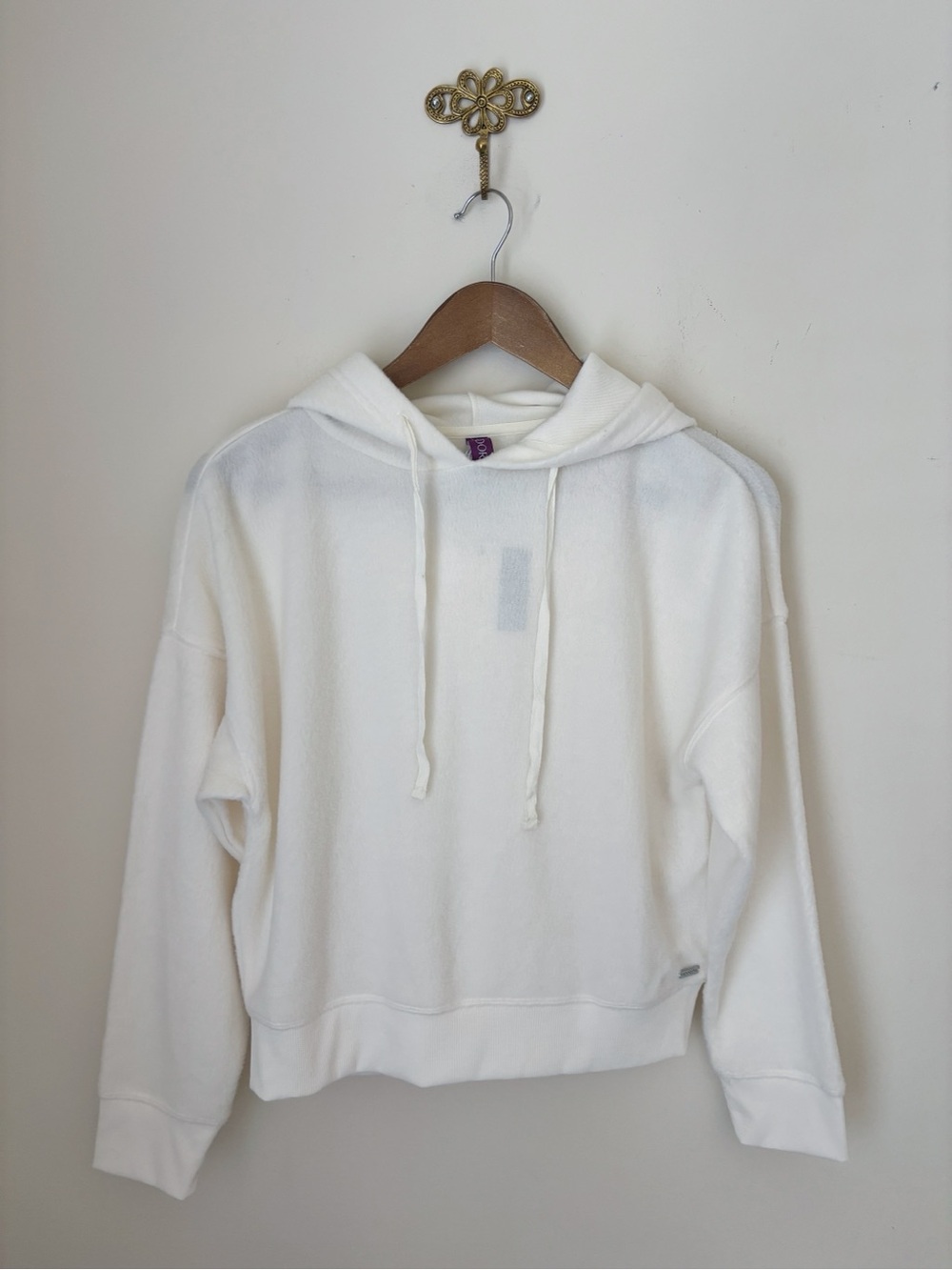 Adore Me Davinia Whisper White Fleece Hoodie Small NEW NWT